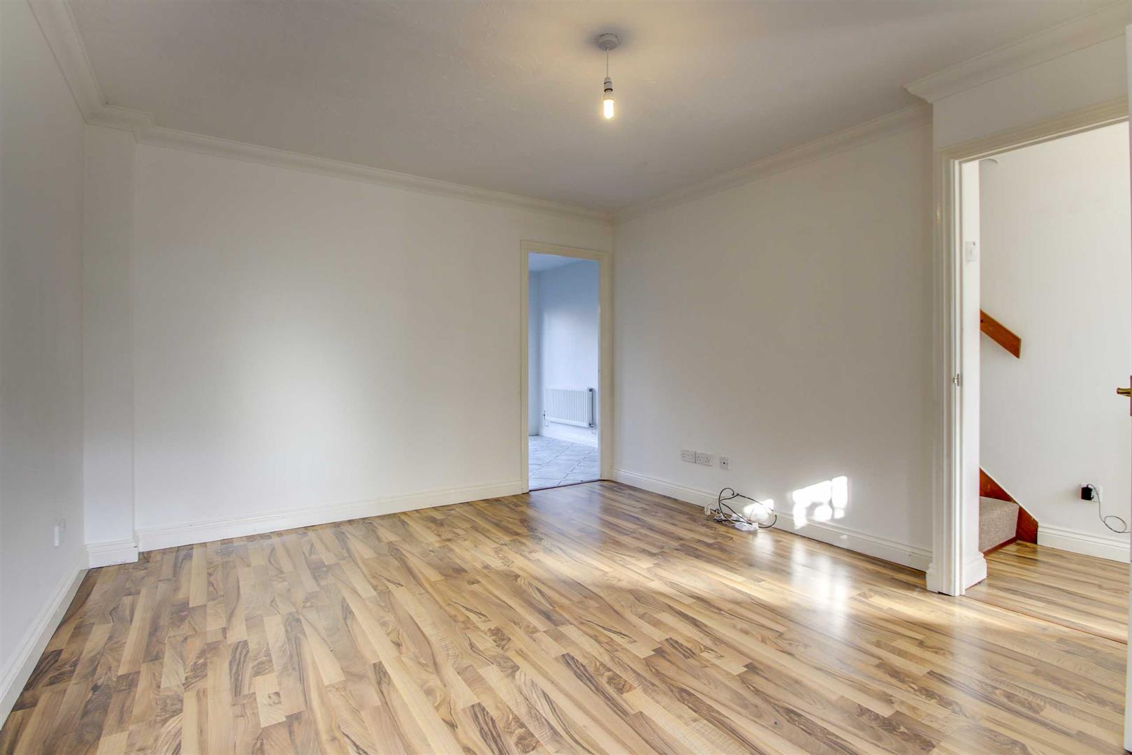 Roeburn Crescent, Emerson Valley, Milton Keynes